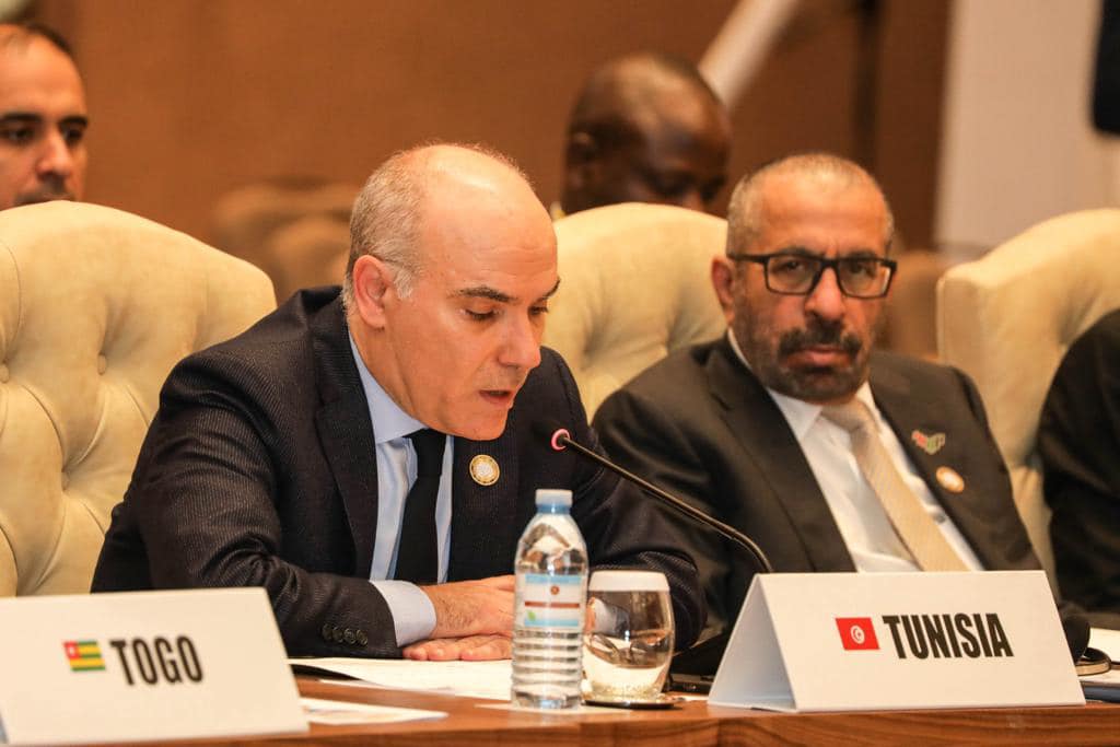  قمة حركة عدم الانحياز/ تونس تدعو لتكثيف الضغط لوقف إطلاق النار في غـ.زة