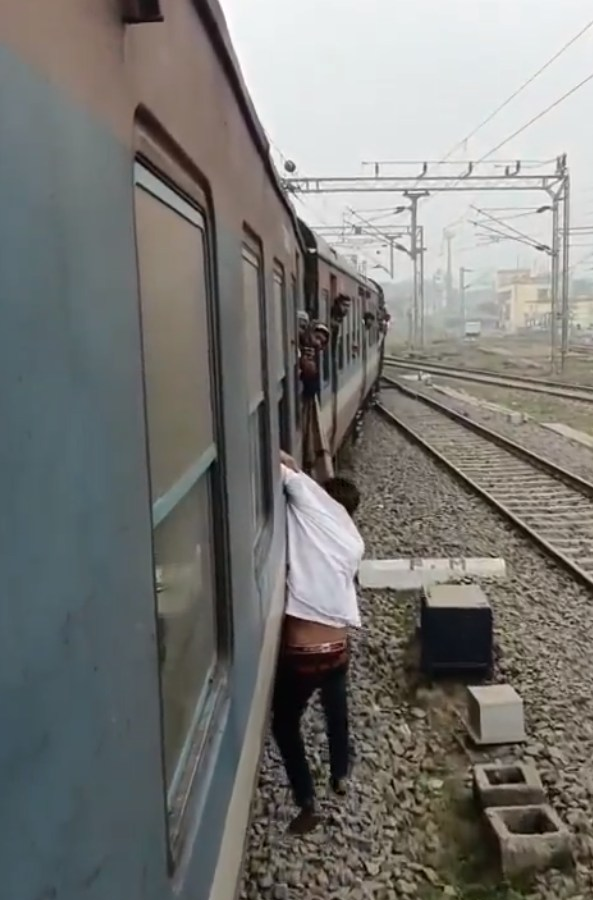 حاول سرقة هاتف من نافذة فعوقب عقابا لن ينساه