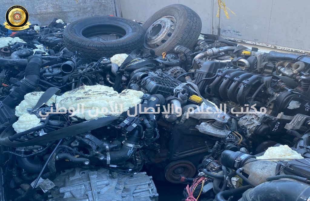 حجز محركات سيارات كان صاحبها ينوي تهريبها