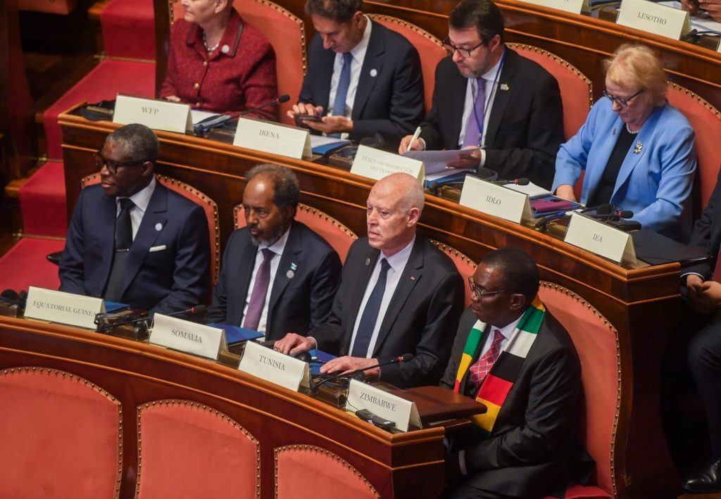 سعيّد من إيطاليا: يجب إرساء مجتمع انساني أساسه العدل