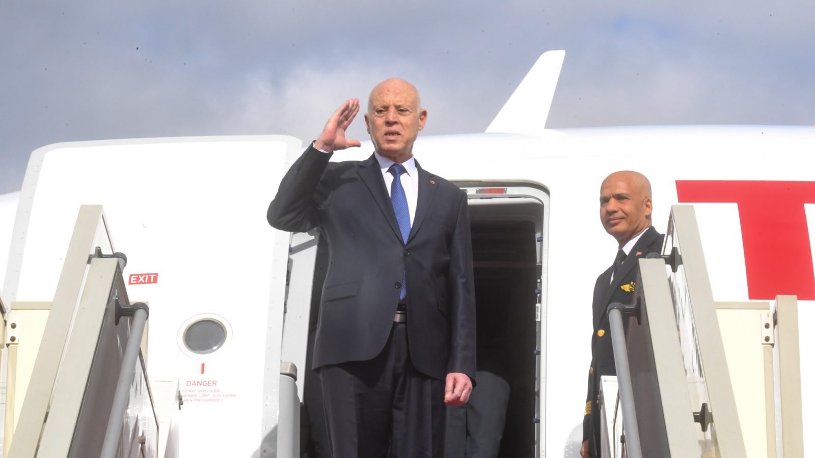 سعيّد يُغادر في اتجاه إيطاليا (صور) سعيّد يُغادر في اتجاه إيطاليا (صور)