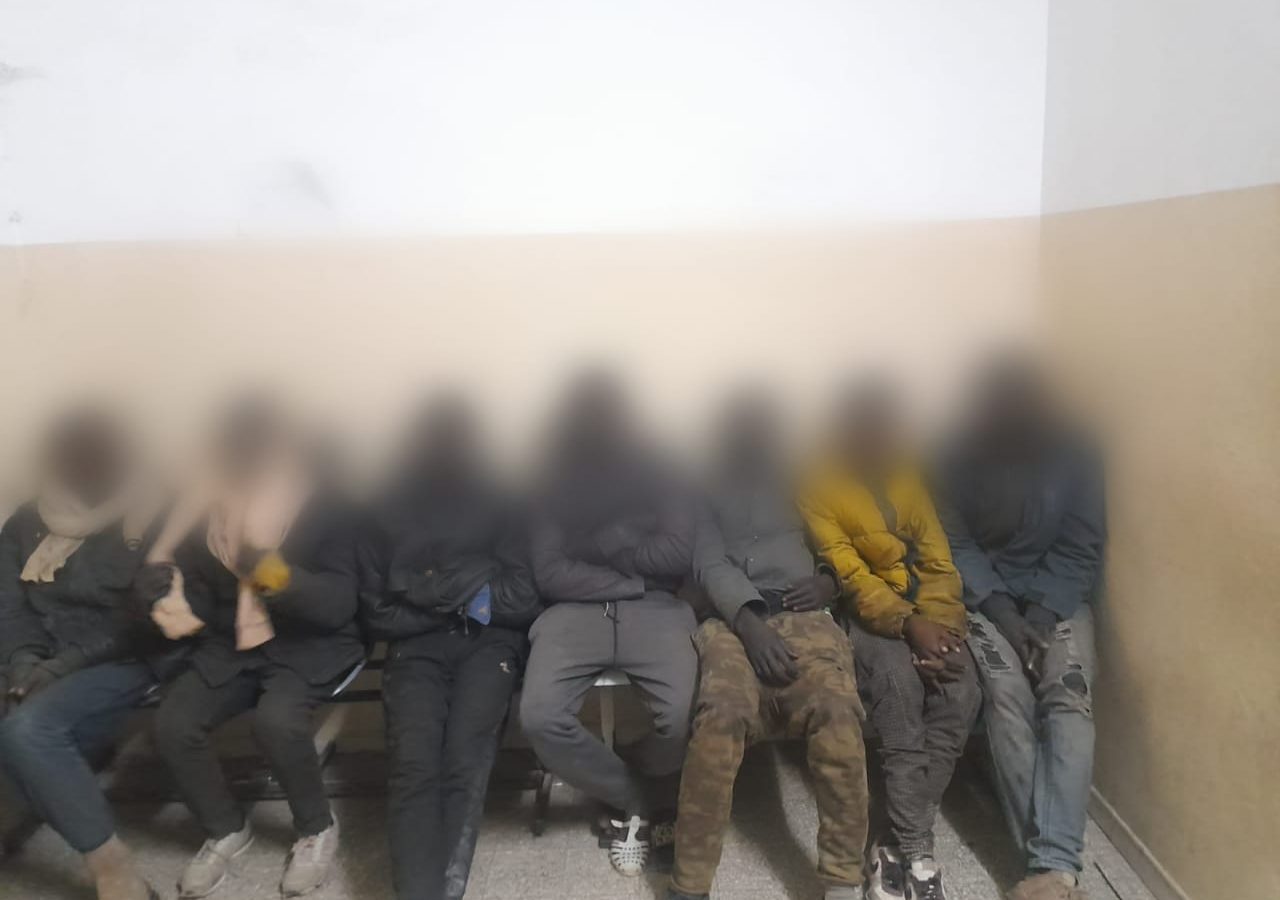 صفاقس/ عصابة الإتجار بالبشر في قبضة الأمن صفاقس/ عصابة الإتجار بالبشر في قبضة الأمن