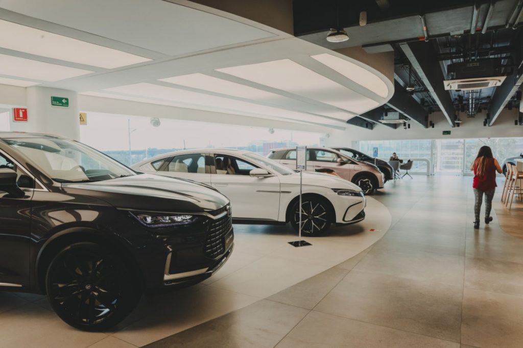 هكذا سيطرت الشركات الصينية على سوق السيارات الكهربائية