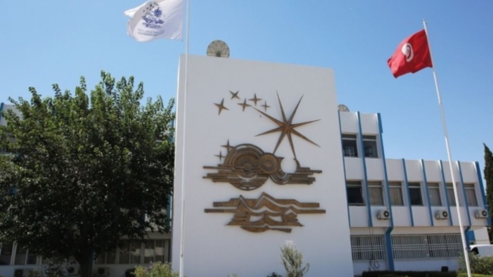 طالبوا بالترفيع في قيمة وصولات الأكل/ أعوان معهد الرصد الجوي يهددون بالإضراب طالبوا بالترفيع في قيمة وصولات الأكل/ أعوان معهد الرصد الجوي يهددون بالإضراب