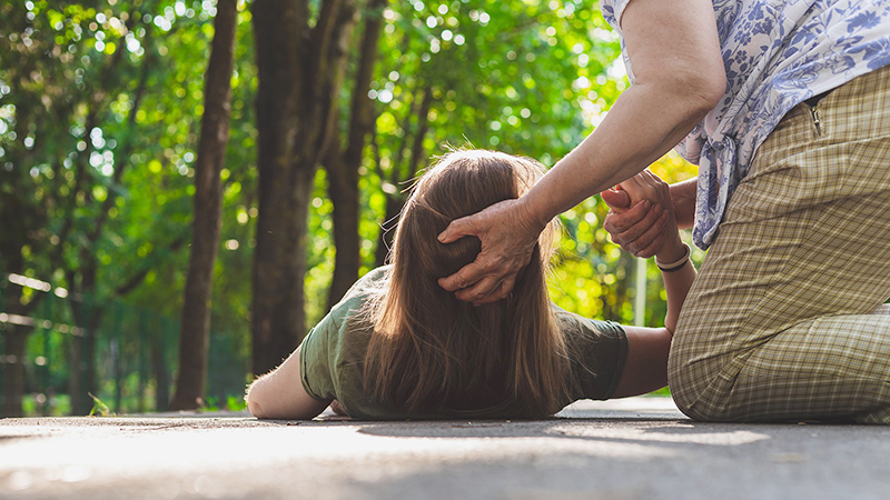 إغماء وصراخ.. ما قصة المرض الذي أصاب حيا في مصر! إغماء وصراخ.. ما قصة المرض الذي أصاب حيا في مصر!