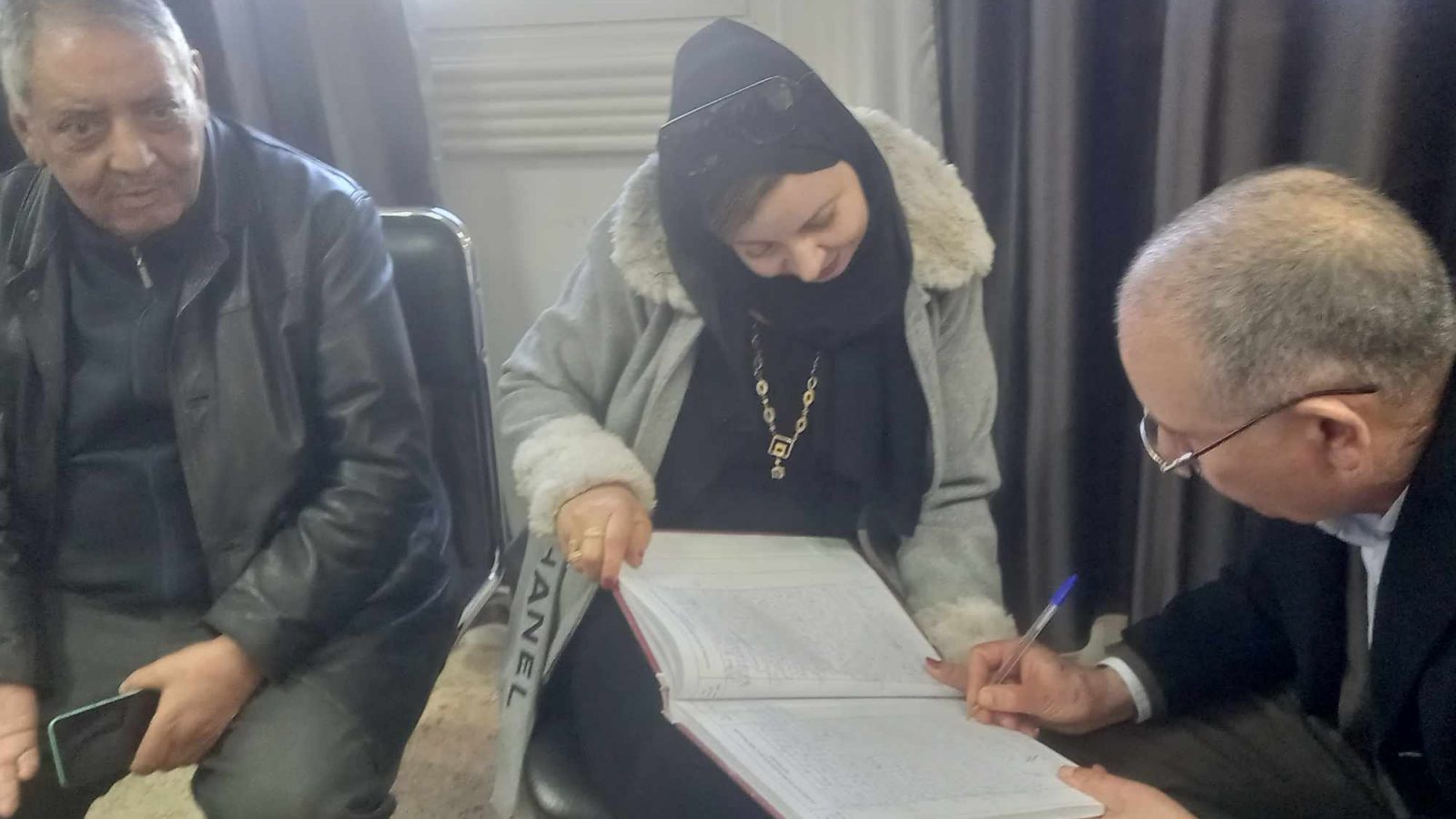 اتحاد الشغل يشتري أرضا جديدة بمدنين لهذا الغرض اتحاد الشغل يشتري أرضا جديدة بمدنين لهذا الغرض