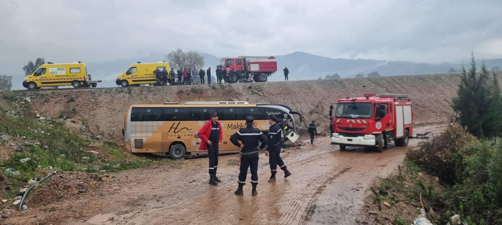 الجزائر/ أمطار طوفانية تخلف قتلى وأكثر من 200 جريح في حوادث (صور) الجزائر/ أمطار طوفانية تخلف قتلى وأكثر من 200 جريح في حوادث (صور)