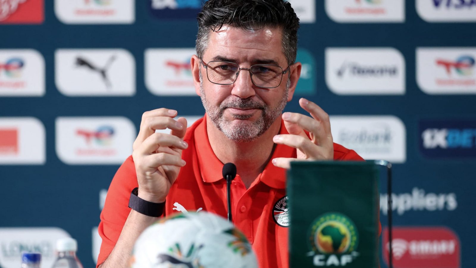 بعد عثرة الكان.. الاتحاد المصري يُنهي مهام البرتغالي روي فيتوريا
