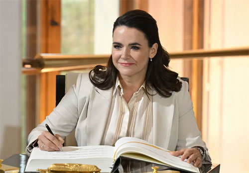 رئيسة هنغاريا