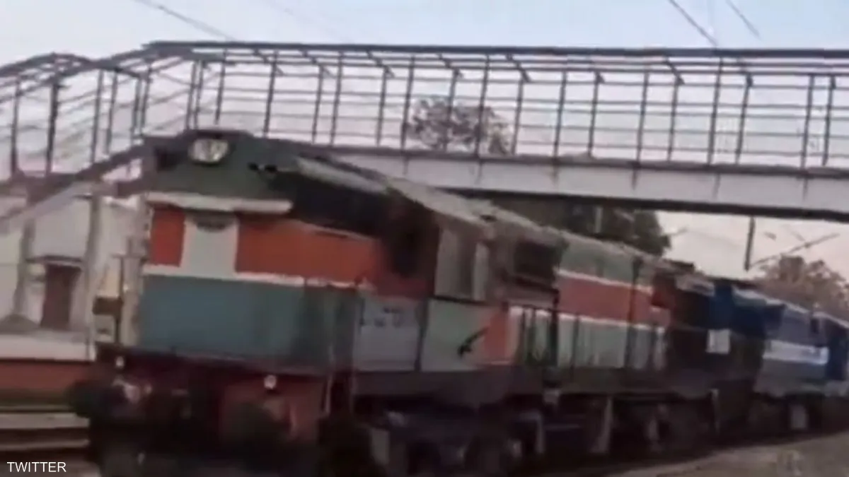 قطار يقطع مسافة 80 كيلومترا دون سائق!