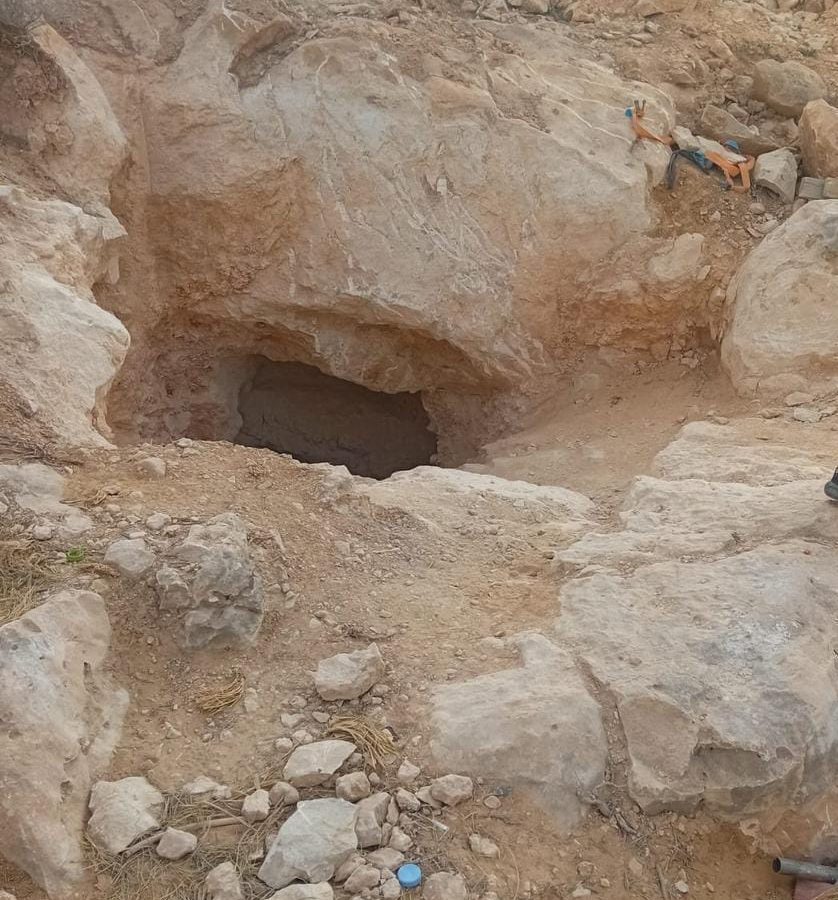 مارث/ القبض على عصابة بصدد النبش عن الكنوز