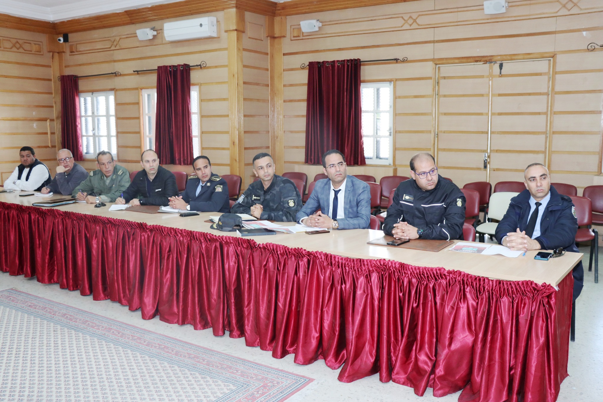 اجتماعا امنيا تحضيرا للمقابلات الرياضية في كرة السلة اجتماعا امنيا تحضيرا للمقابلات الرياضية في كرة السلة