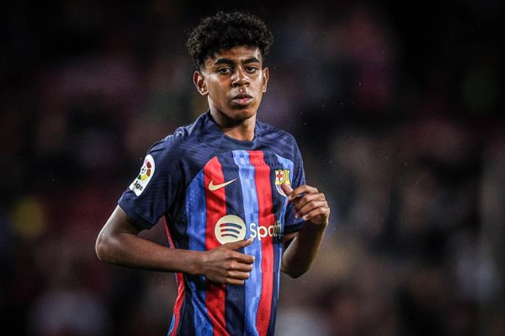 برشلونة يرفض عرضا بـ200 مليون أورو من النادي الباريسي