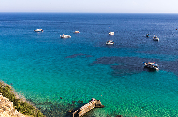 نقل الاشخاص لجزيرة جالطة.. والي بنزرت يدعو لايداع الملفات