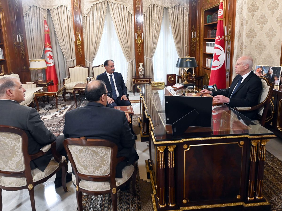 الرئيس: شبكات تُنسّق في ما بينها لتفكيك الدولة وتأجيج الأوضاع