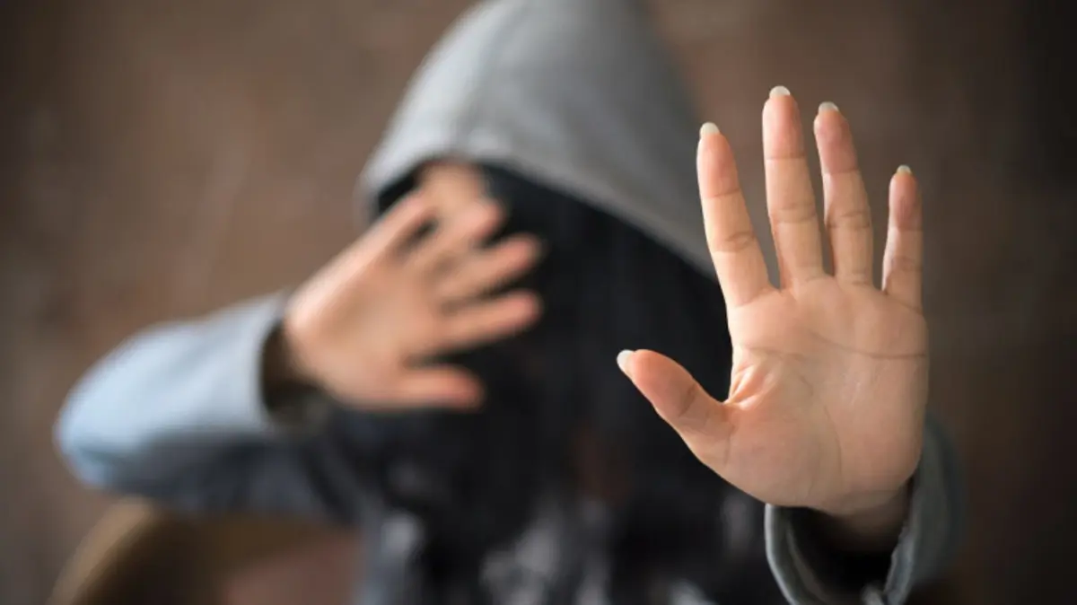 المنستير/ تهشيم سيارة مدير مدرسة يكشف عن قضية تحرش بتلميذة (التفاصيل لـ”تونس الان”)