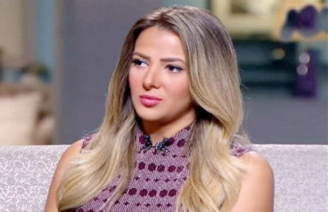 دنيا سمير غانم تكشف كيف تجاوزت حزنها على وفاة والديها