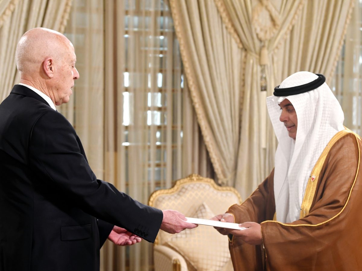 سعيّد يتسلم أوراق اعتماد سفير مملكة البحرين