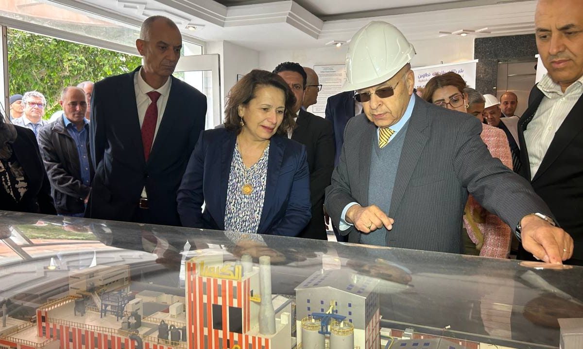 في زيارة للمجمع الكيميائي بقابس/ وزيرة الصناعة تدعو لاسترجاع نسق انتاج الفسفاط