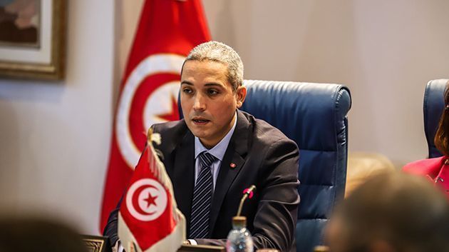 وزير السياحة