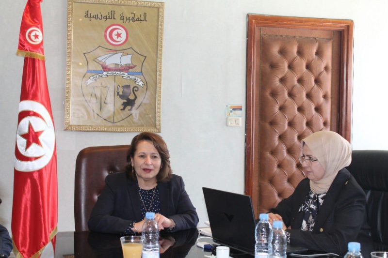 وزيرة الصناعة الحكومة حريصة على معالجة كل اشكاليات شركة الحلفاء