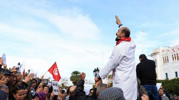 صفاقس/ الفروع الجامعية ونقابات التربية تدعو إلى تحرك احتجاجي