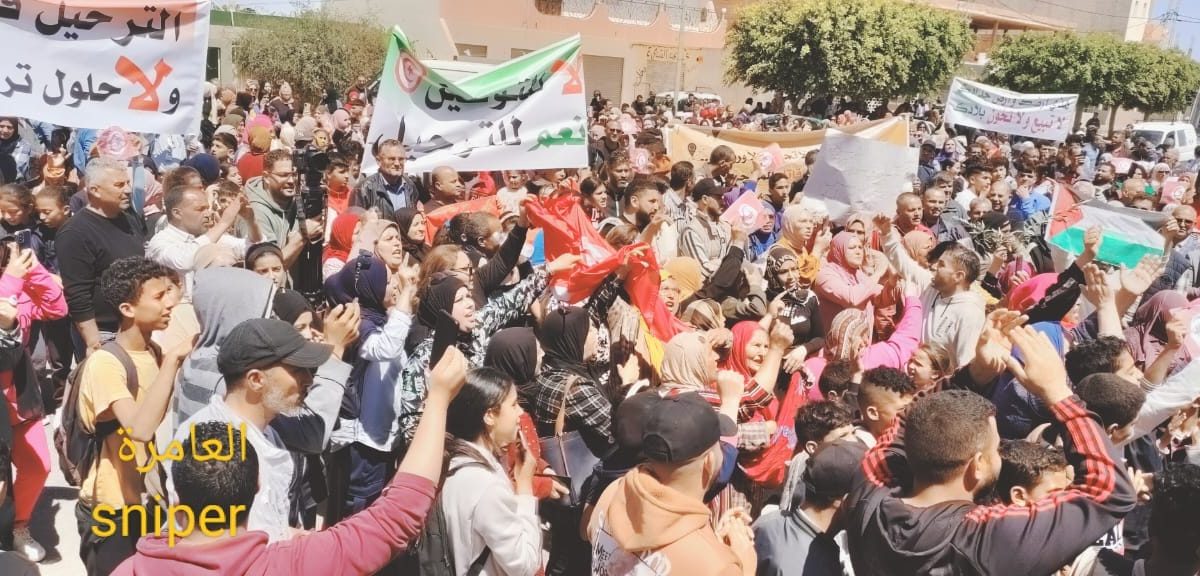 أهالي جبنيانة والعامرة يحتجون (فيديو)