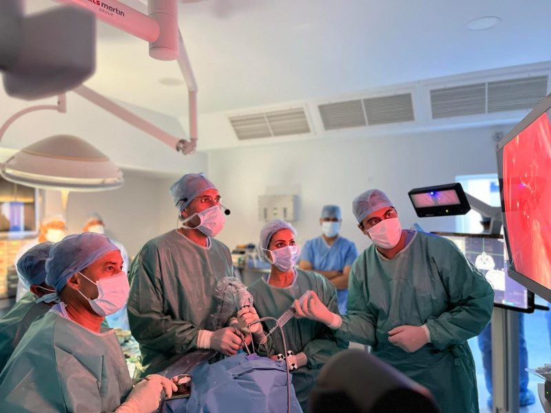 استئصال ورم في قاعدة الدماغ بالمنظار عن طريق الأنف