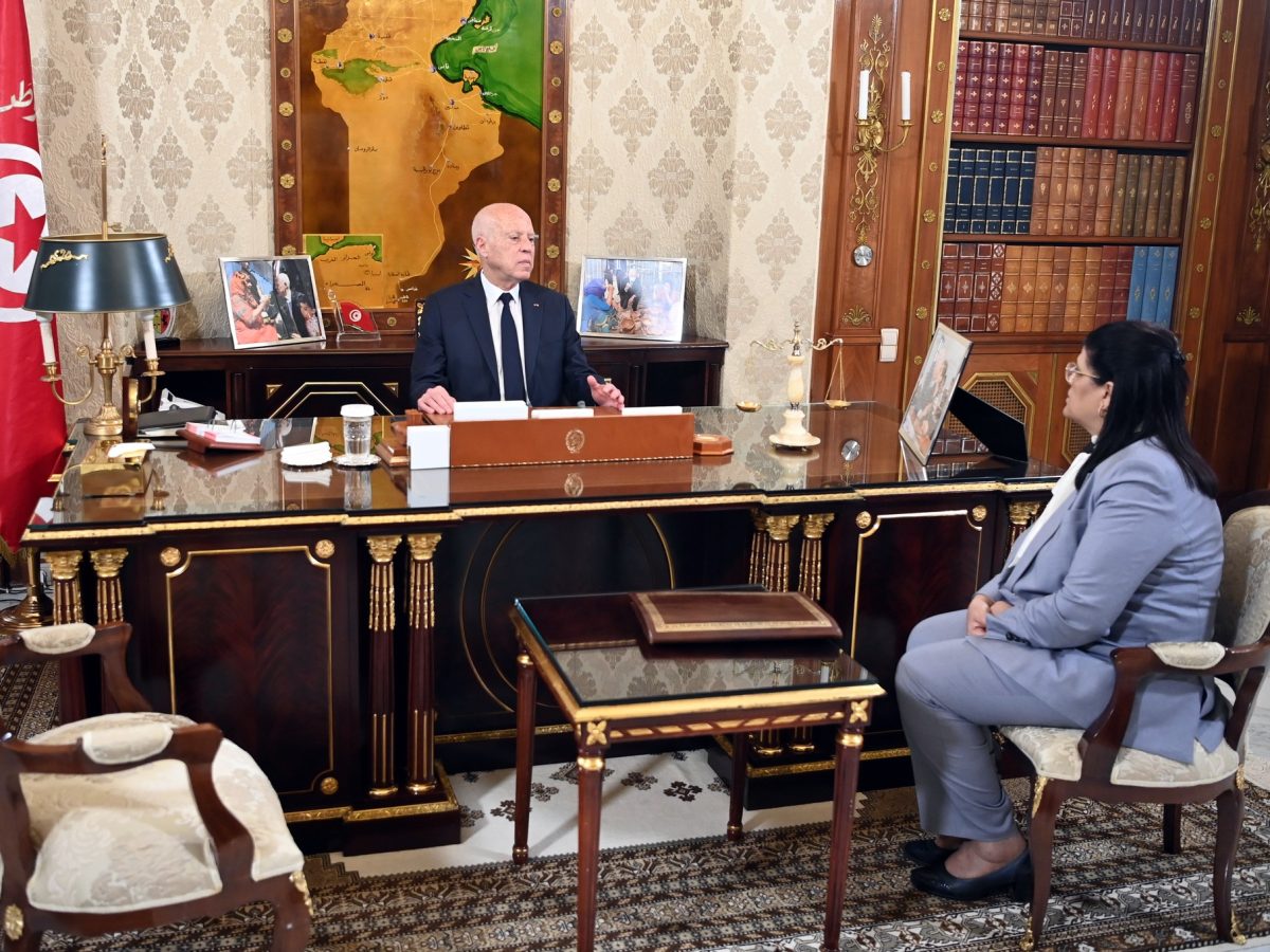 الرئيس يدعو لحسن التصرف في الأملاك المصادرة