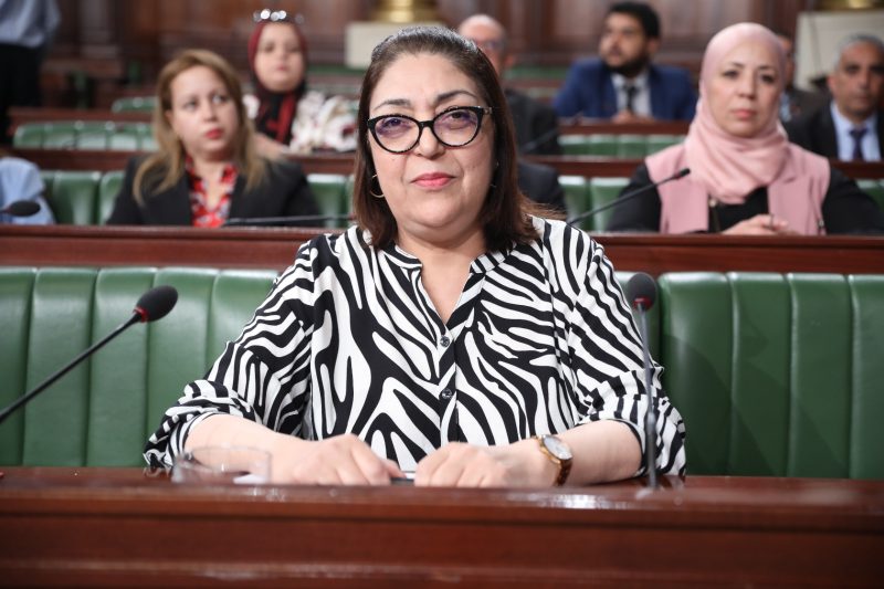 وزيرة التجارة.. سيتم اصدار امر لتحييد غرف الصناعة والتجارة