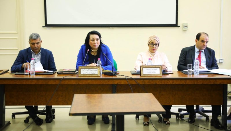 وزيرة المرأة... مُدة عطلة الأبوة المقترحة من النواب طويلة نسبيا
