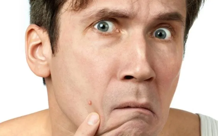 3 طرق لمعرفة ما إذا كان المتحدث يكذب