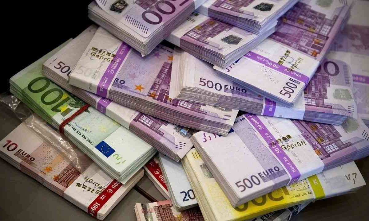 احتياطي النقد الأجنبي..