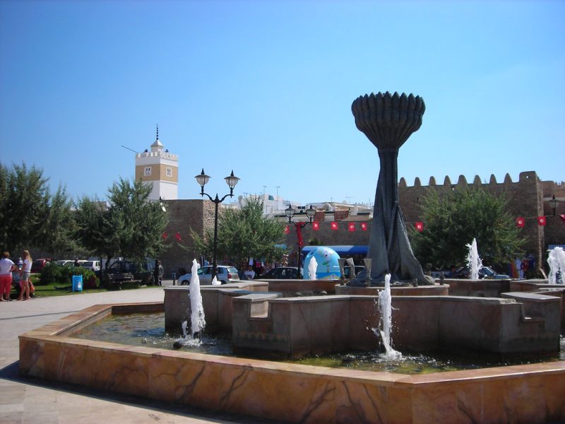 الحماماات زيراة غير معلمة وزيرة التجارة