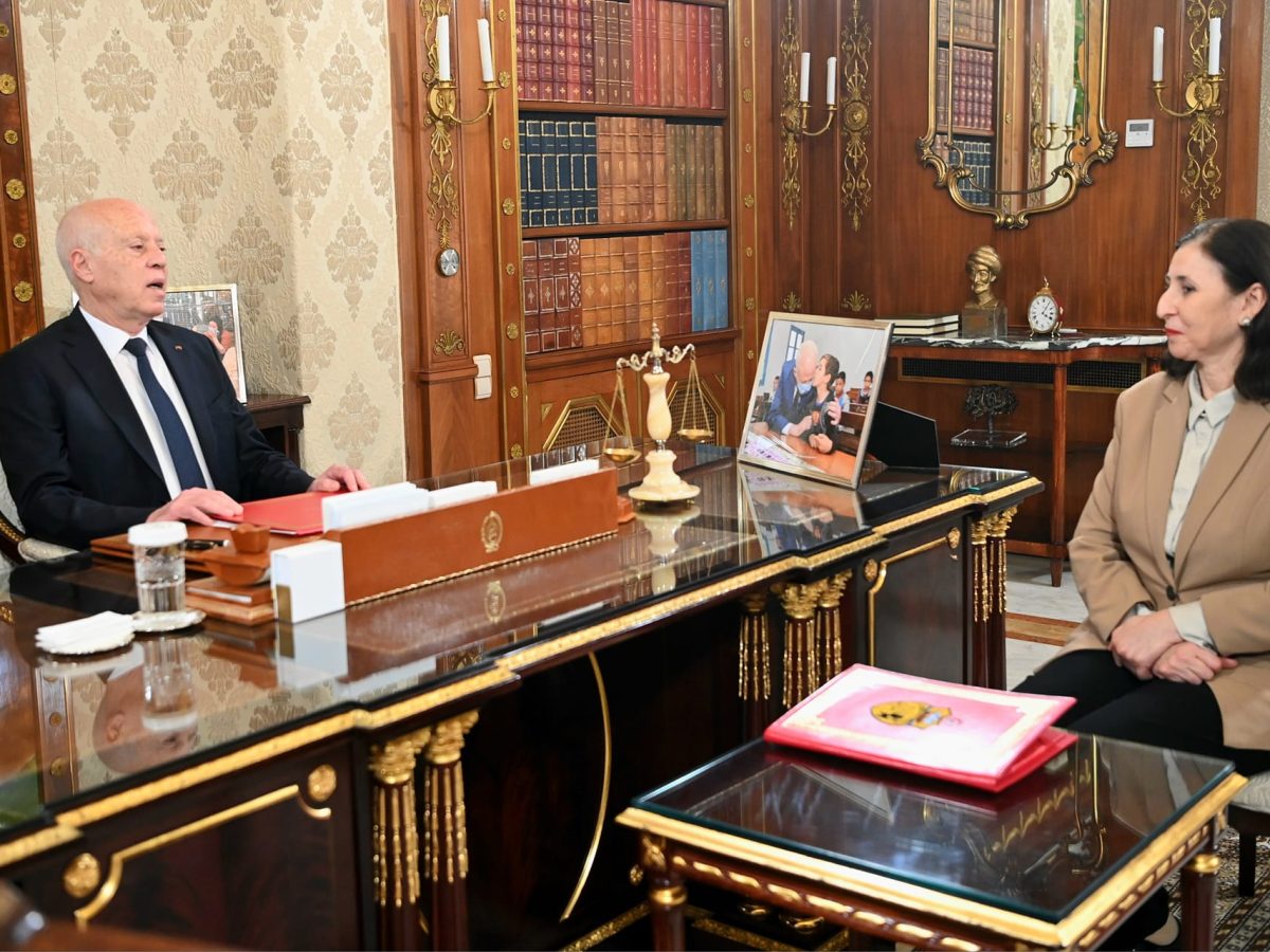 الرئيس يدعو لتوفير الاعتمادات اللازمة لإصلاح وسائل النقل