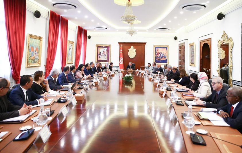 مجلس وزاري: إجراءات جديدة لفائدة الشركات الأهلية