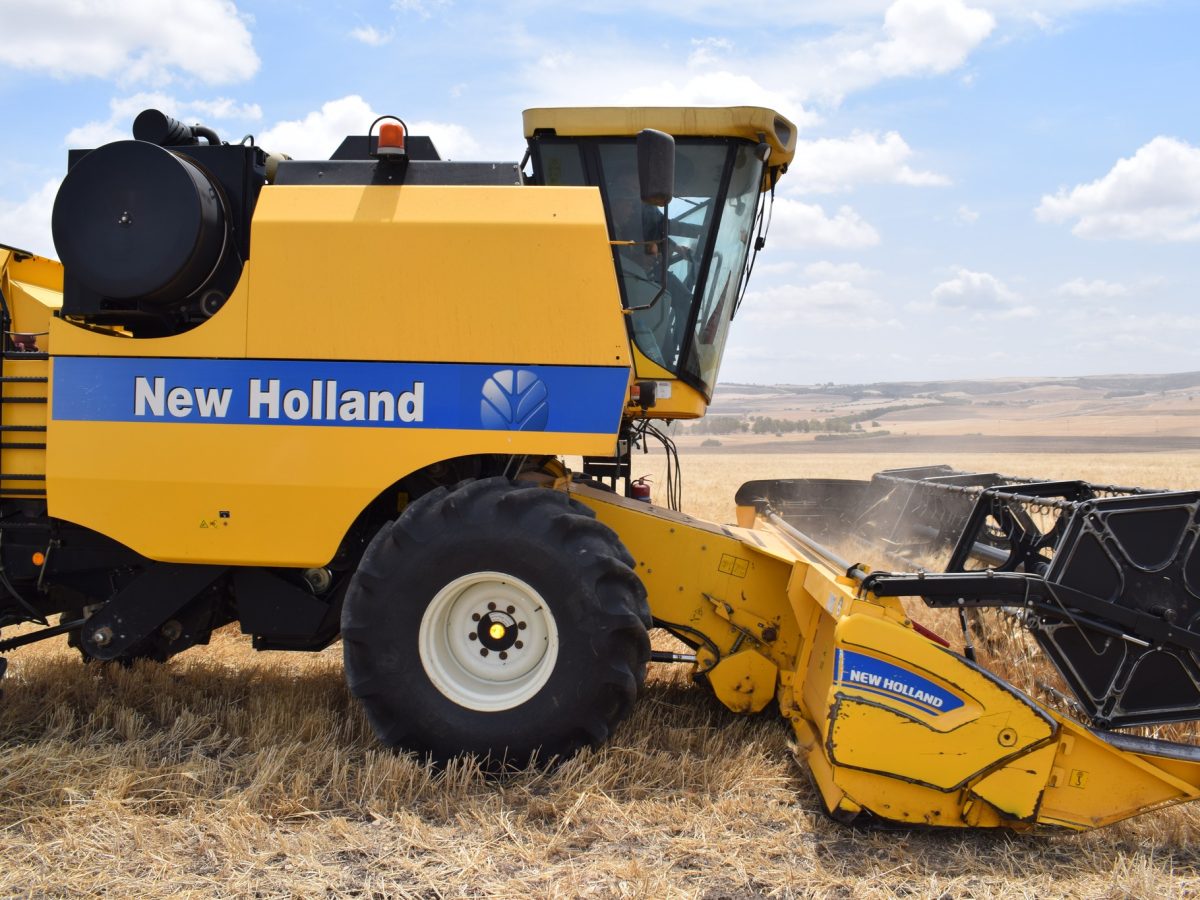 باجة/ اعتماد طائرات “درون” لحماية محاصيل الحبوب