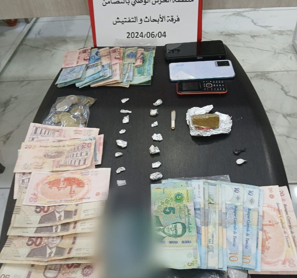 حي التضامن/ ايقاف 3 مروجي ُمخدرات