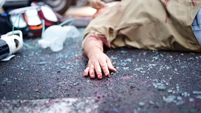 مجزرة في مصر.. محامٍ ينهي حياة والدته وأشقائه ذبحاً