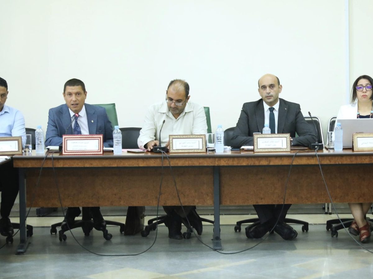 البرلمان/ دمج مشروعي قانونين لتنقيح المجلة التجارية