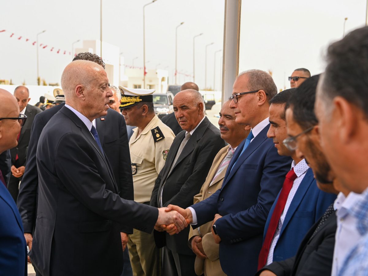 الرئيس: هناك مشاريع من الضروري تحقيقها هذه الأيام