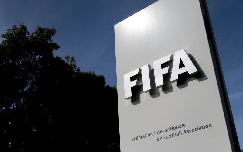 الفيفا.-27-حُكما-يمنع-11-ناديا-تونسيا-من-الانتدابات