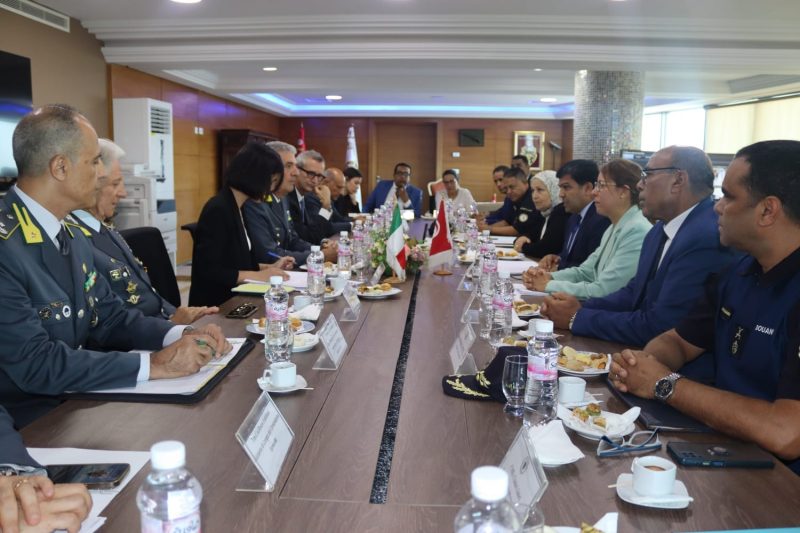 القائد العام للحرس المالي الإيطالي في تونس