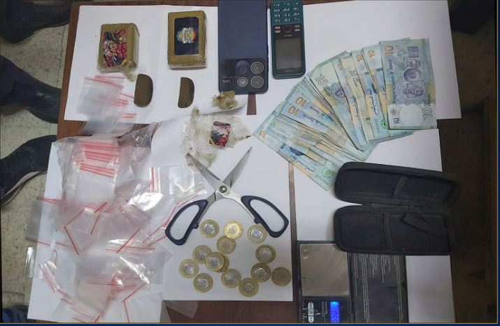 المنستير/ مداهمة منزل مُروج وحجز مخدرات