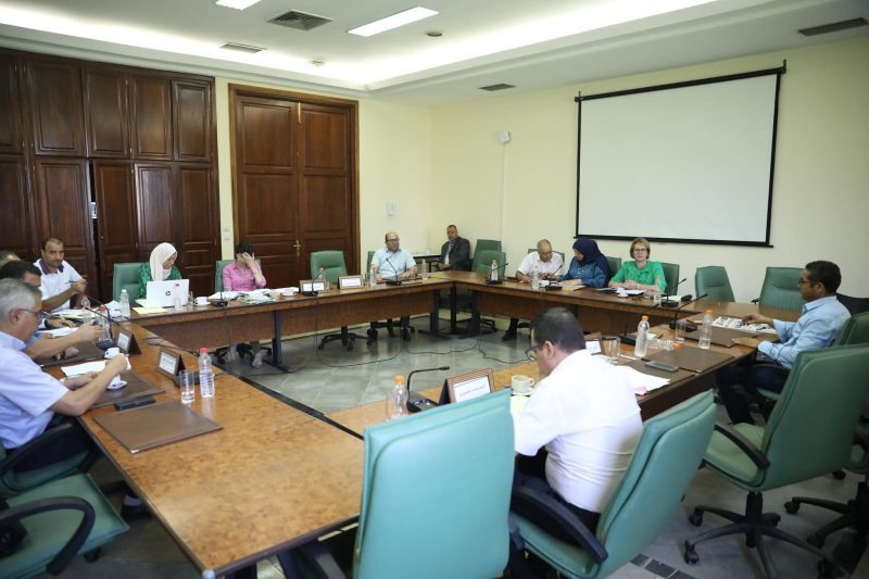 عطل الامومة والأبوة