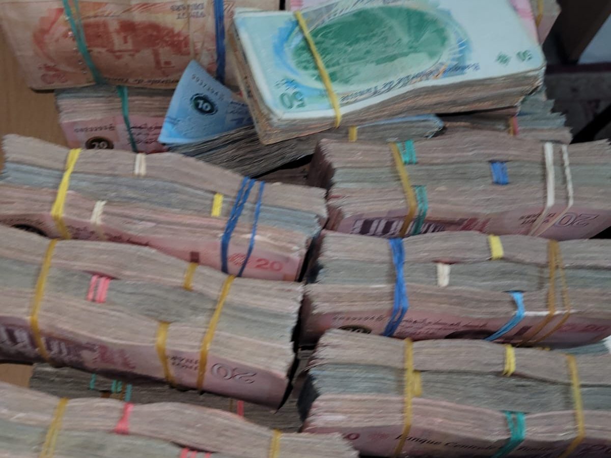 الصخيرة/ حجز عملة أجنبية مهربة