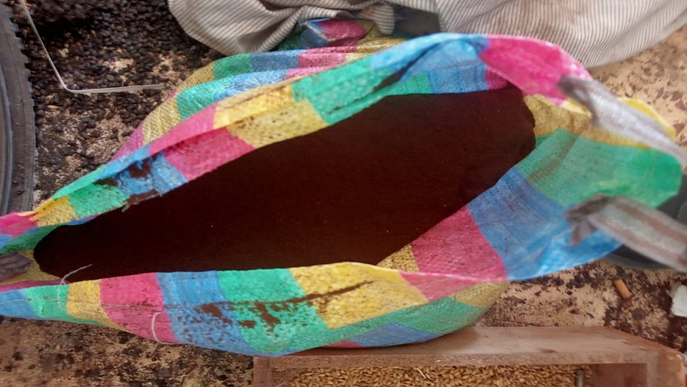 القصرين/ مداهمة محل عشوائي يخلط القهوة بالشعير