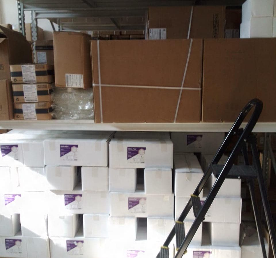 المنيهلة/ إحباط عملية تخزين عشوائي لمواد طبية وشبه طبية المنيهلة/ إحباط عملية تخزين عشوائي لمواد طبية وشبه طبية