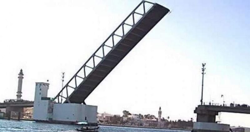 باخرة محملة بالقمح الصلب ترسو بميناء بنزرت
