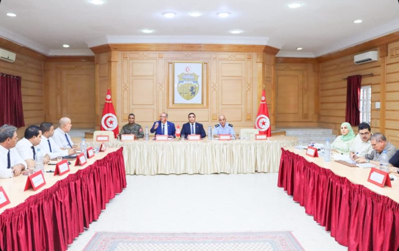 تقلبات منتظرة..والي بن عروس يدعو لتوفير أكياس الرمل للمنازل